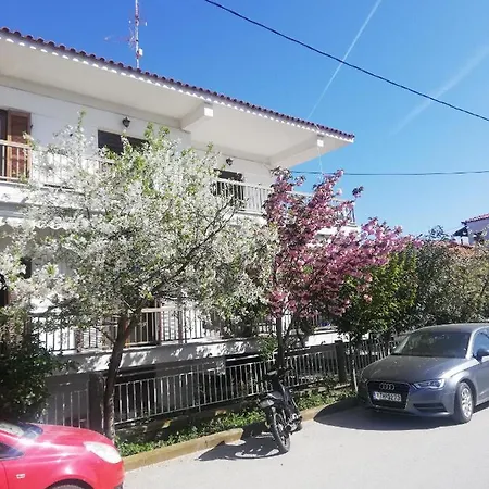 P.a.g Apartment Nea Roda
