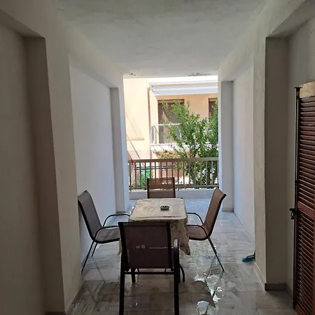 Apartment P.a.g Nea Roda