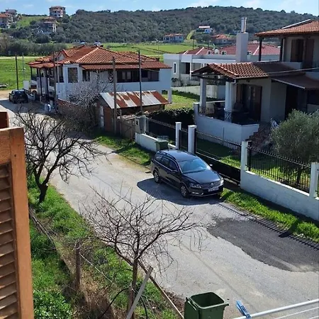 P.a.g Apartment Nea Roda