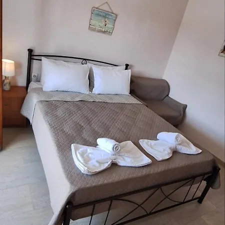 P.a.g Apartment Nea Roda